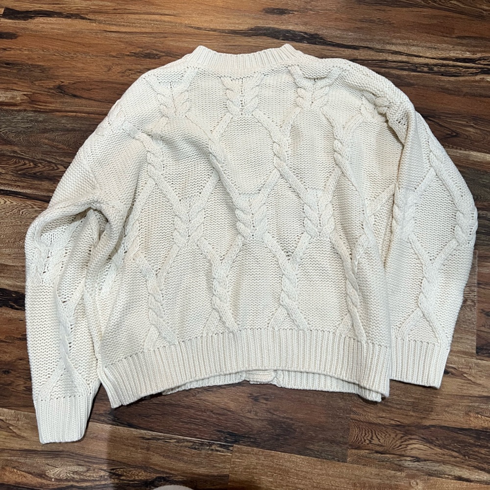 Cider Cream Cable Knit Cardigan with Multicolor Heart Appliqués - Picture 4 of 4
